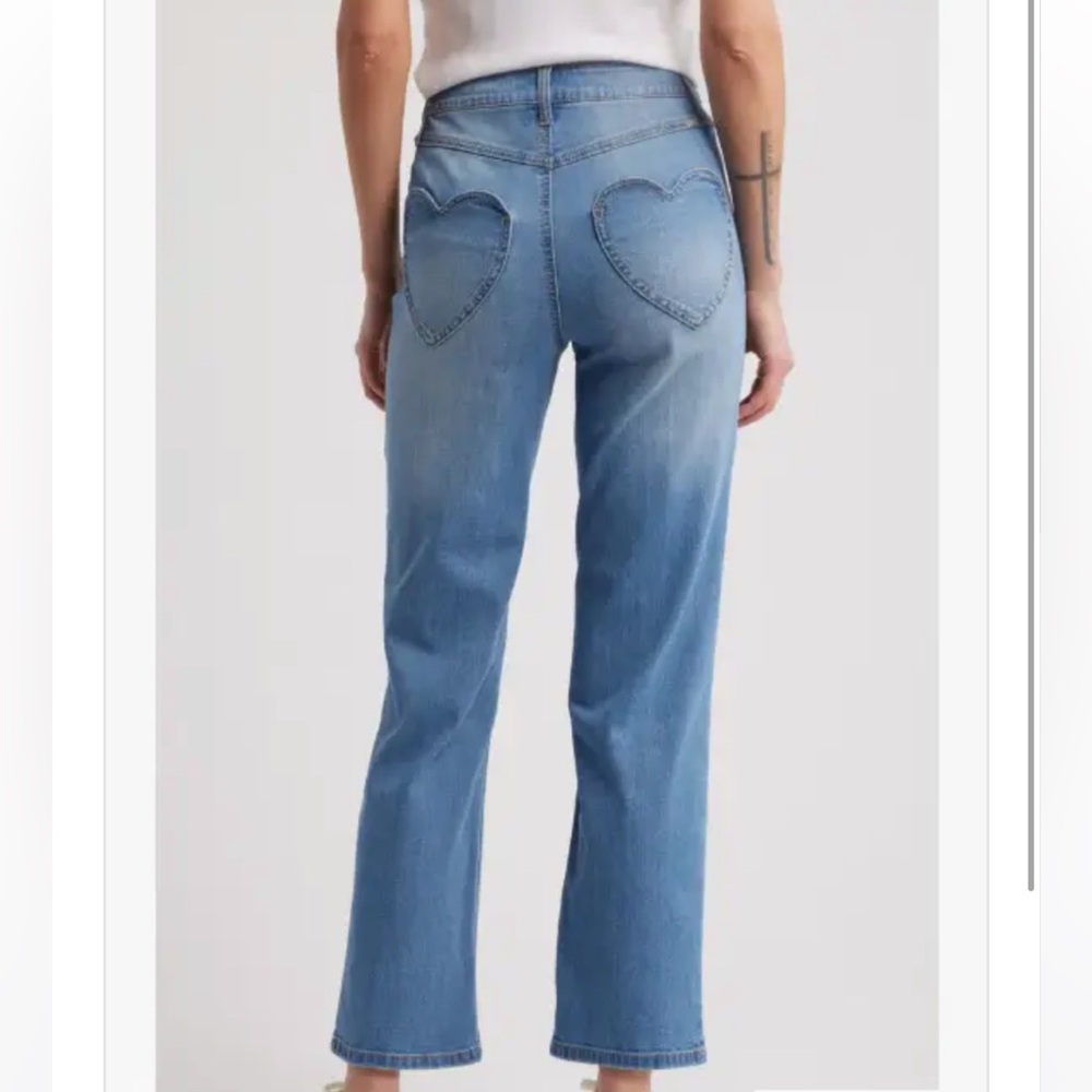 1822 Denim Women's Straight Leg Jeans - medium blue wash NWT